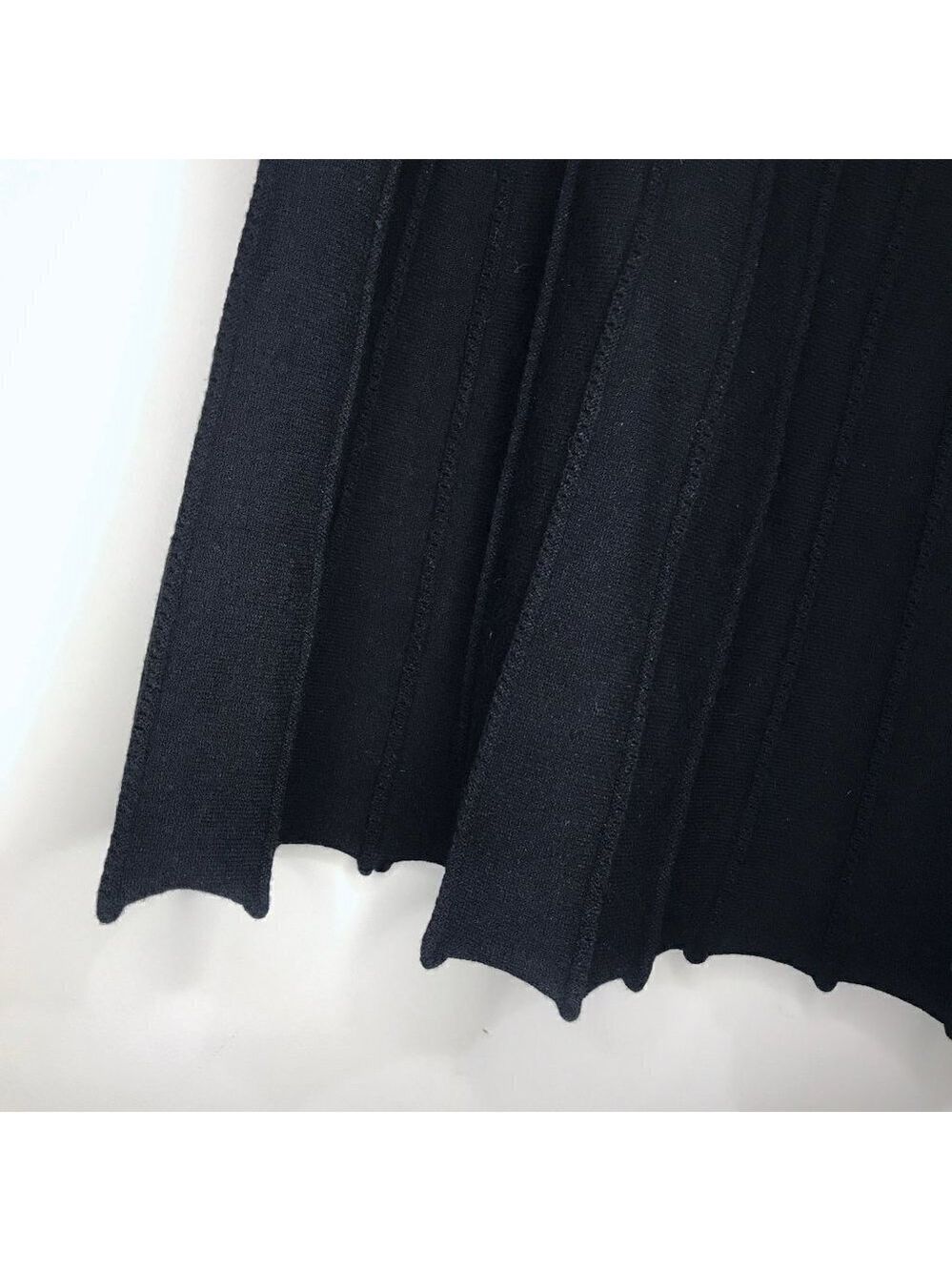 Kenar Skirt Pleated Effect with Detailed Bottom Sz S - Picture 2 of 5